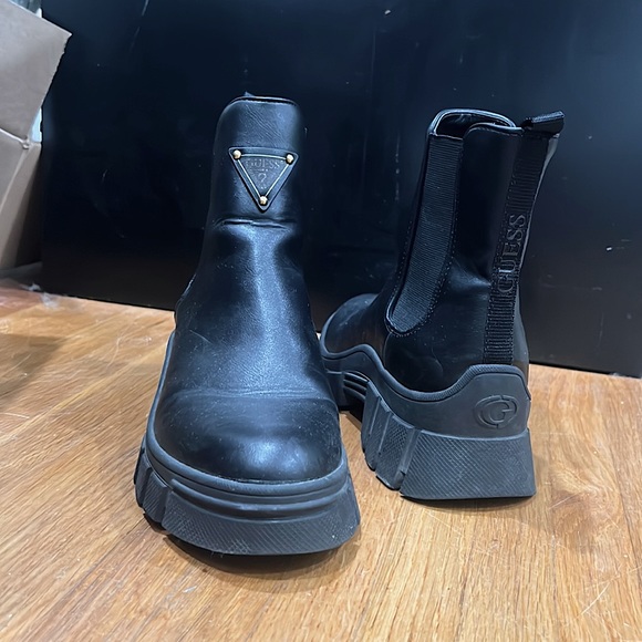 Guess Shoes - Guess Slip on leather Boots